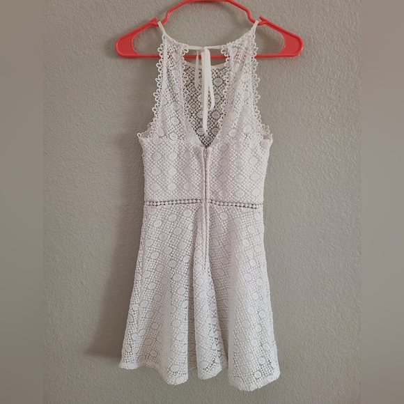 B Darlin White Lace Halter Dress 1/2 - Picture 2 of 3
